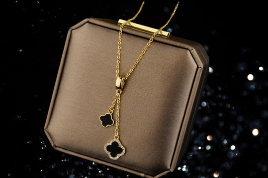 Luxuriös: 18k vergoldete Glücksbringer Kette